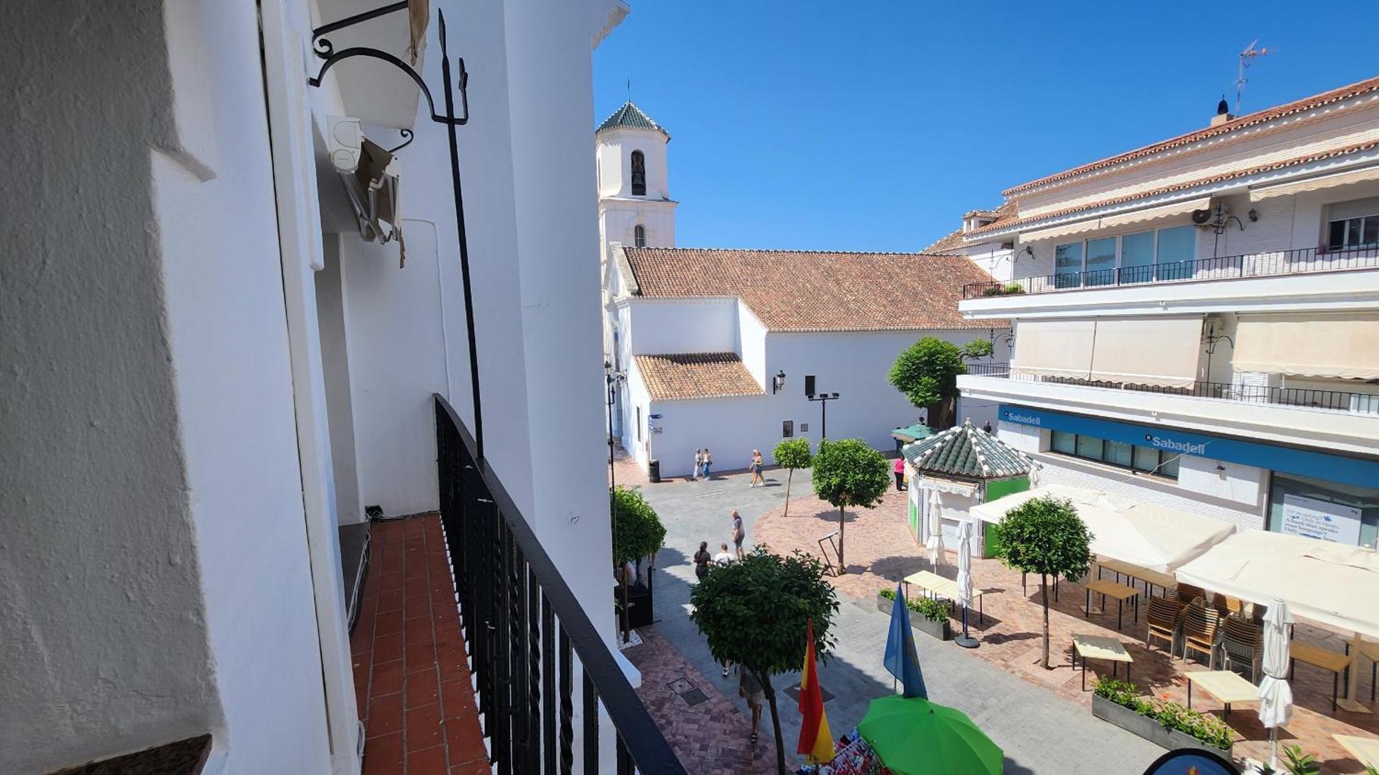 R1357 Balcon De Europa Apartment Nerja Luaran gambar